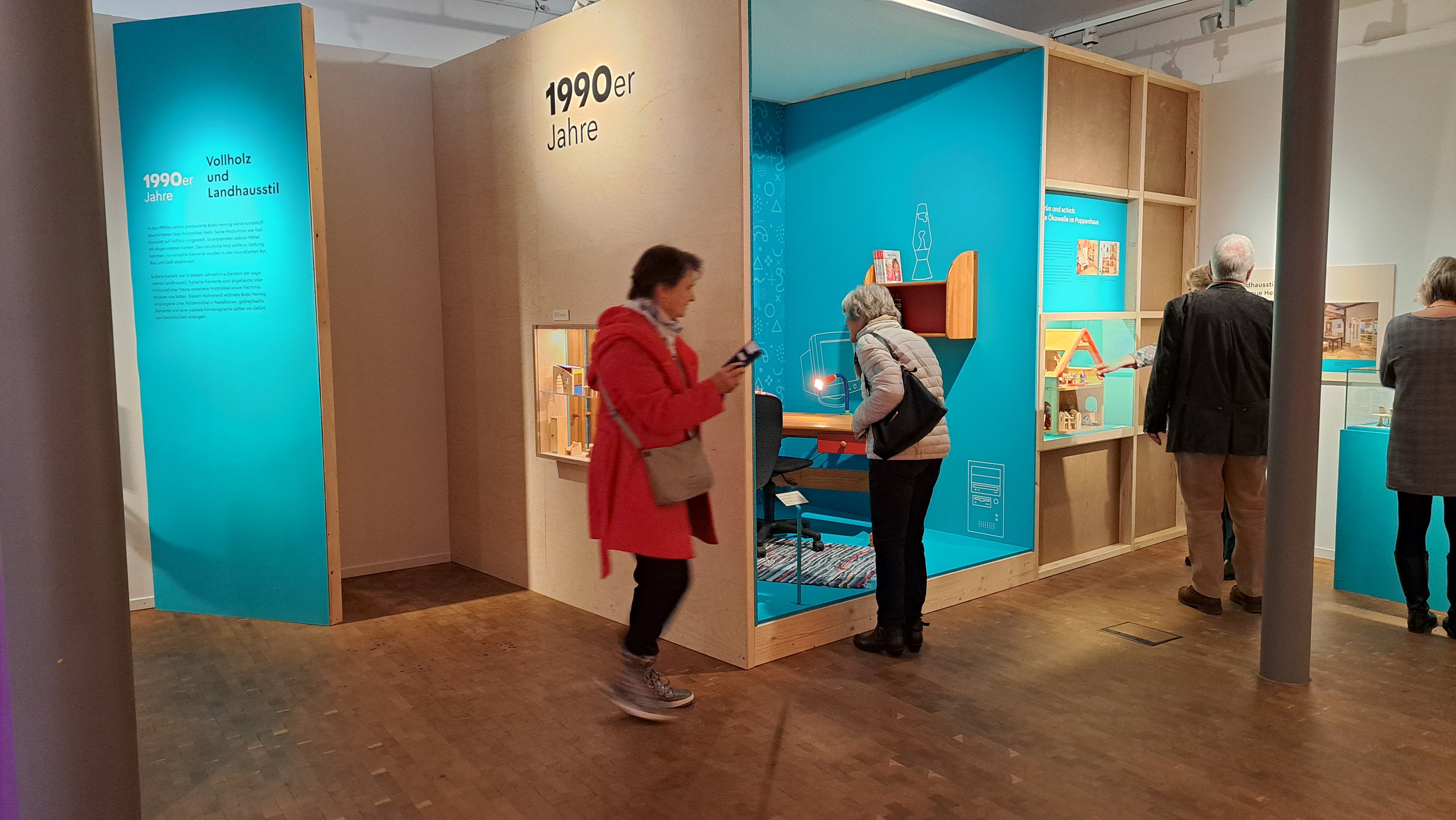 Kuratoren-Führung: „Wohntrends in Miniatur. Moderne Puppenmöbel von Bodo Hennig 1950-2000“