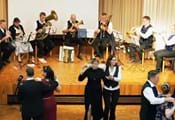 Standkonzert: Blasmusik mit Tanz