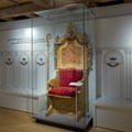 Äbtissinnenstuhl in der Ausstellung