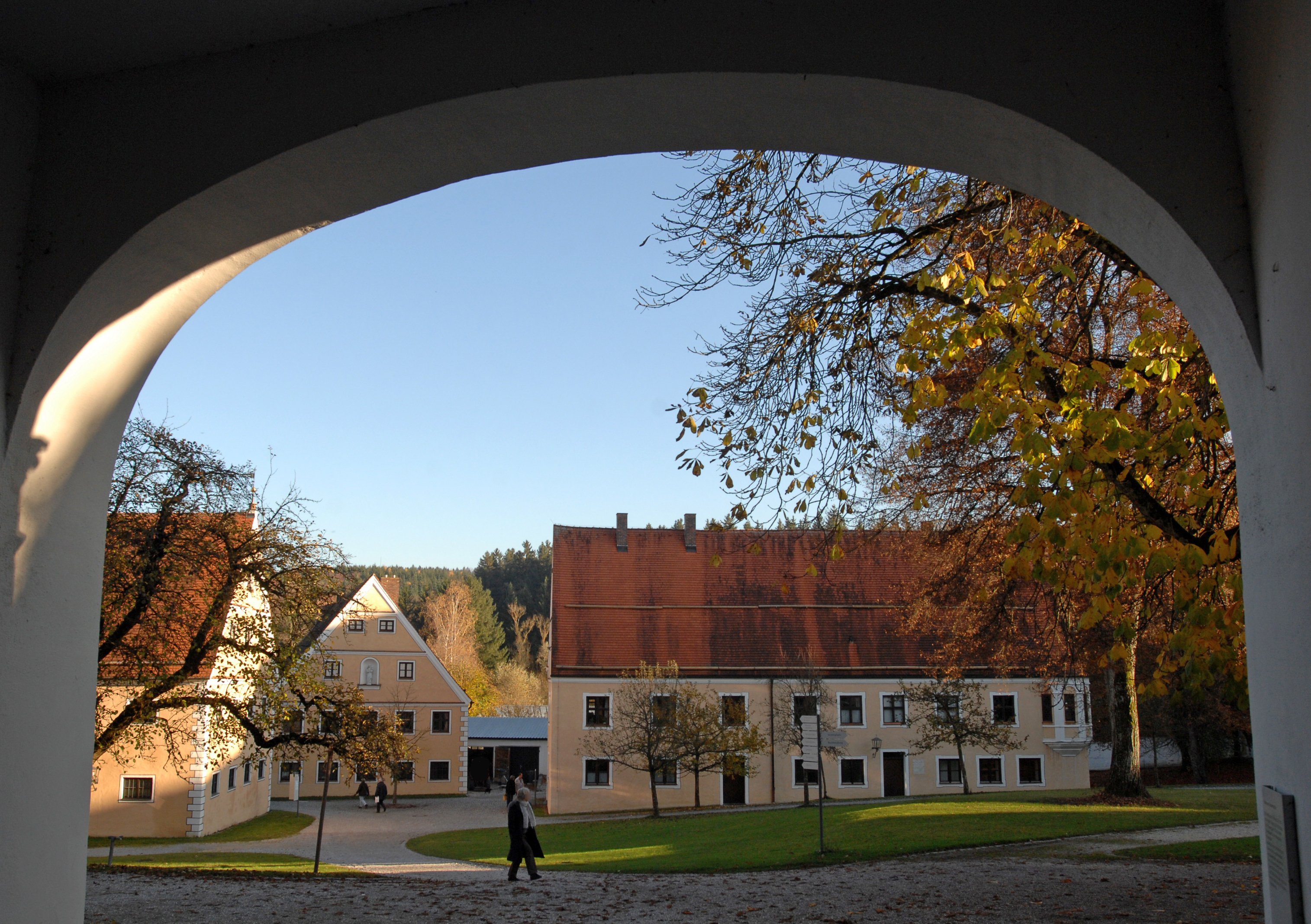 Letzte Saisonführung Klosterareal in Oberschönenfeld am 18. Oktober